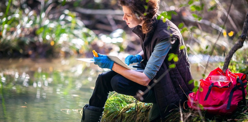 female lone worker