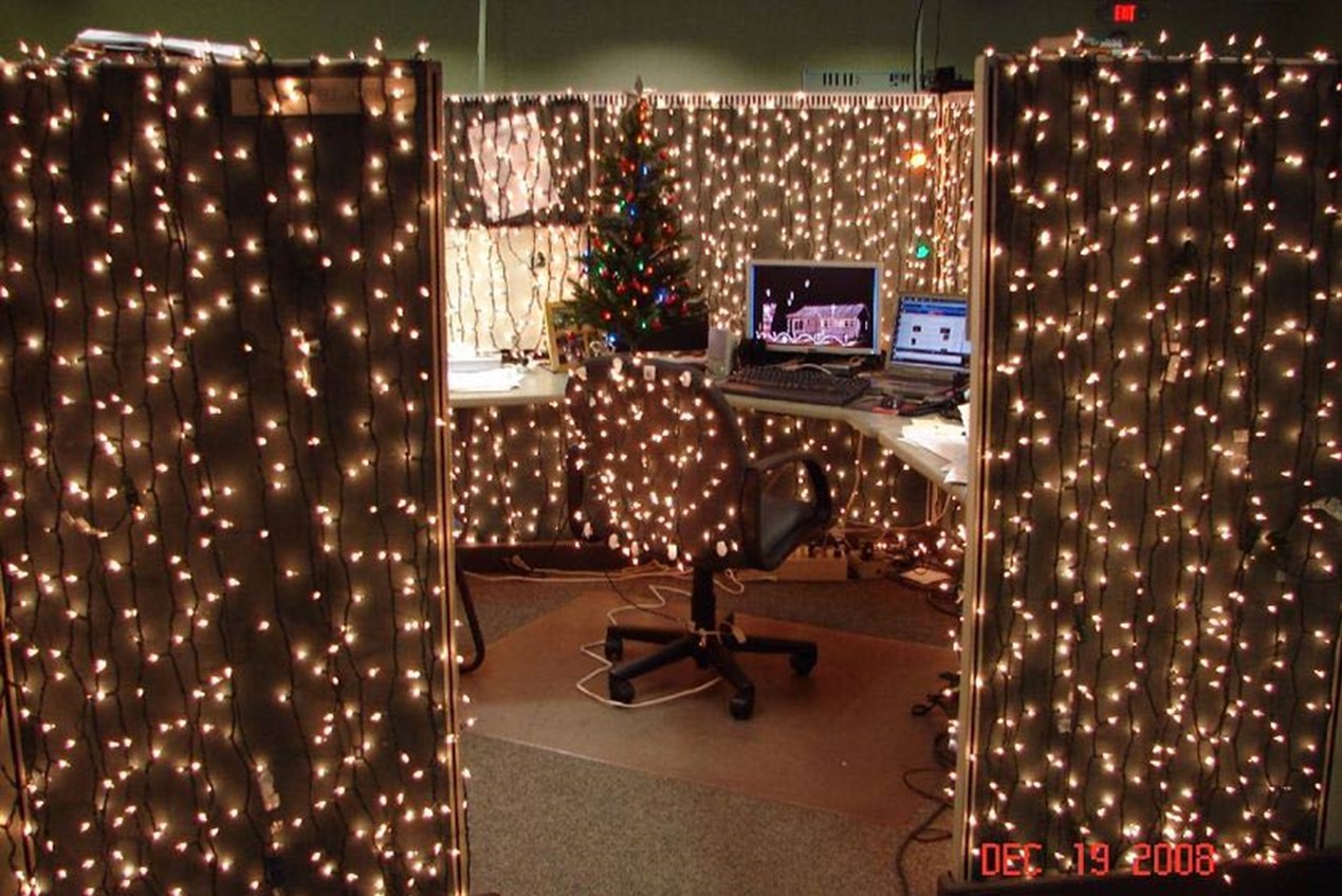 Christmas Cubicle Decorations